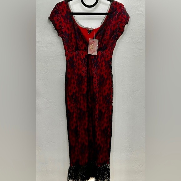 Switchblade Stiletto Red & Black Lace Bodycon Maxi Dress - Picture 1 of 12